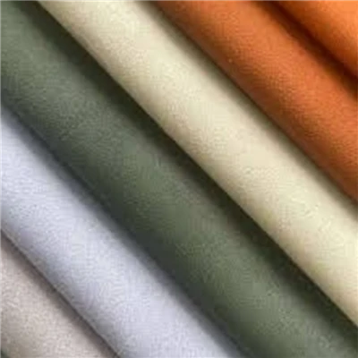 Essentiellt stickat jerseytyg